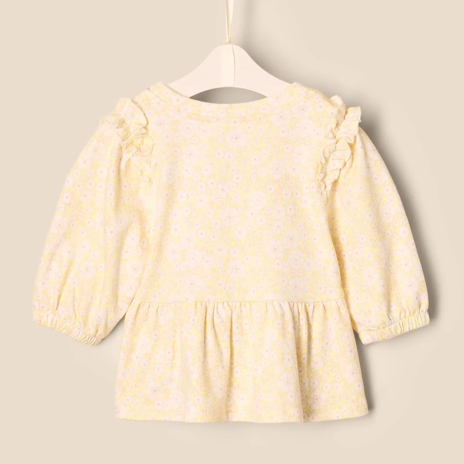 Amazon Essentials x Sofia Grainge Toddlers and Baby Girls' 3/4 Sleeve Knit Top, Pack of 2